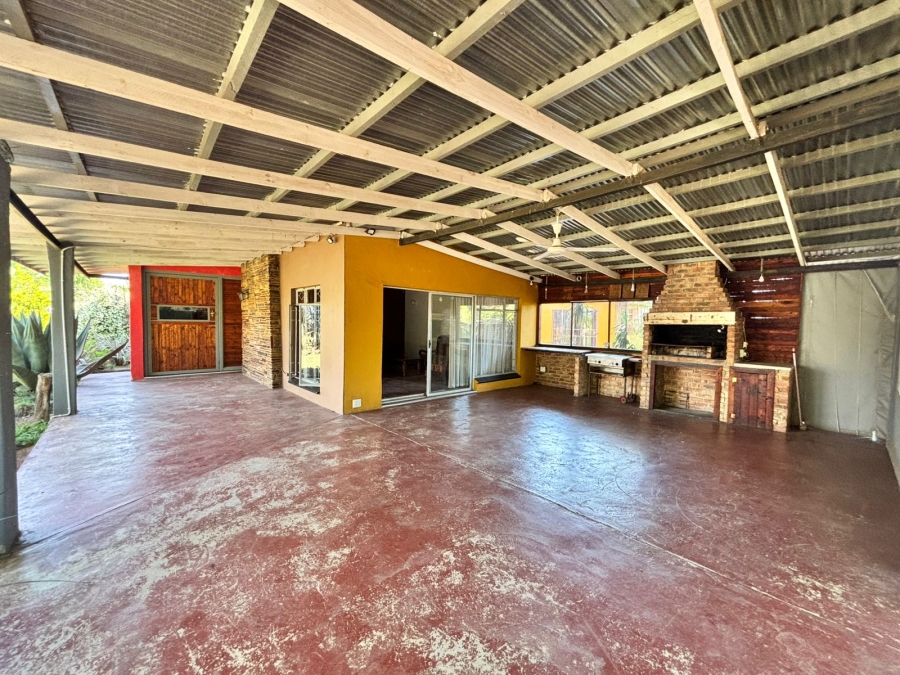 5 Bedroom Property for Sale in Parys Free State